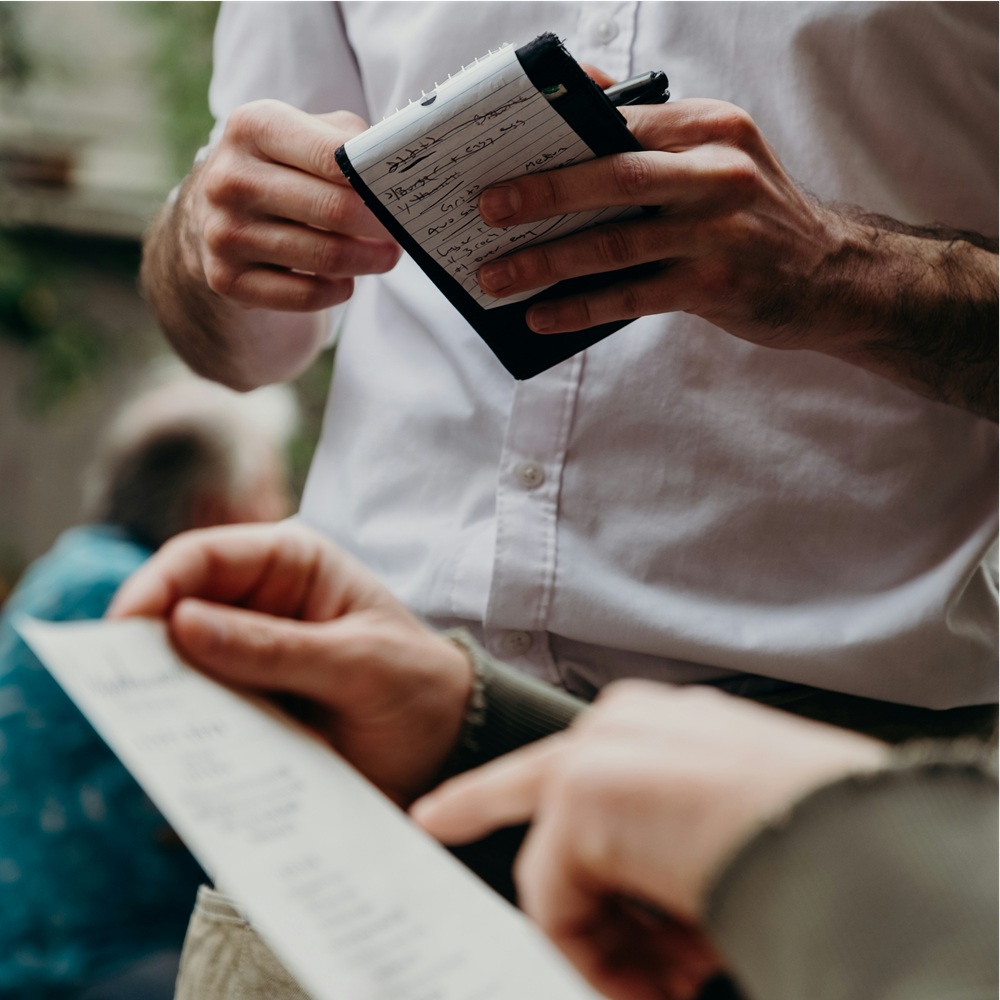 How Multilingual Menus Build Instant Trust — And Repeat Visits